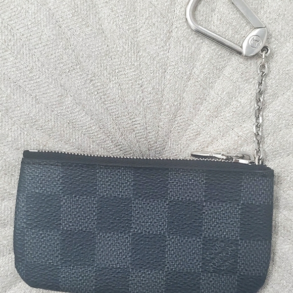 Louis Vuitton Unisex Key Cles (Black Damier)